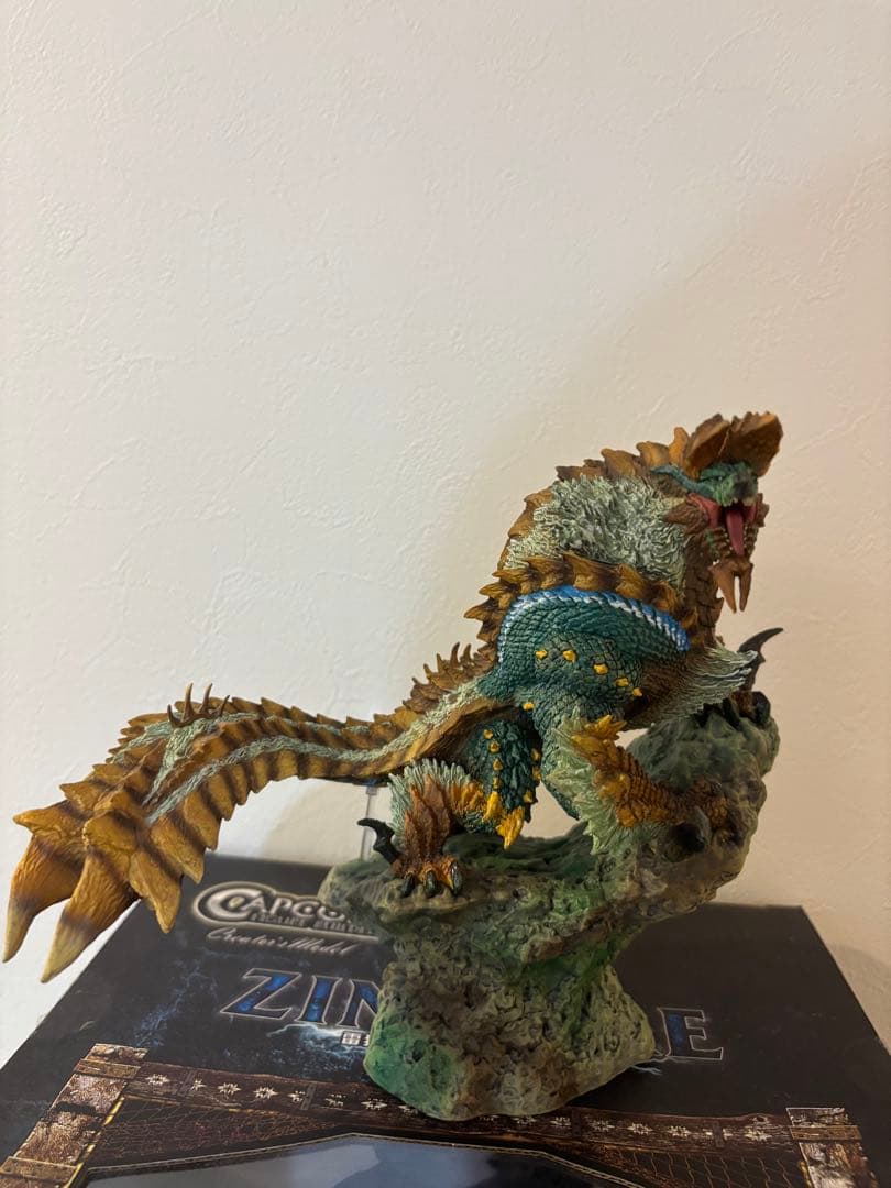 フィギュアビルダー クリエイターズモデル 雷狼竜 ジンオウガ