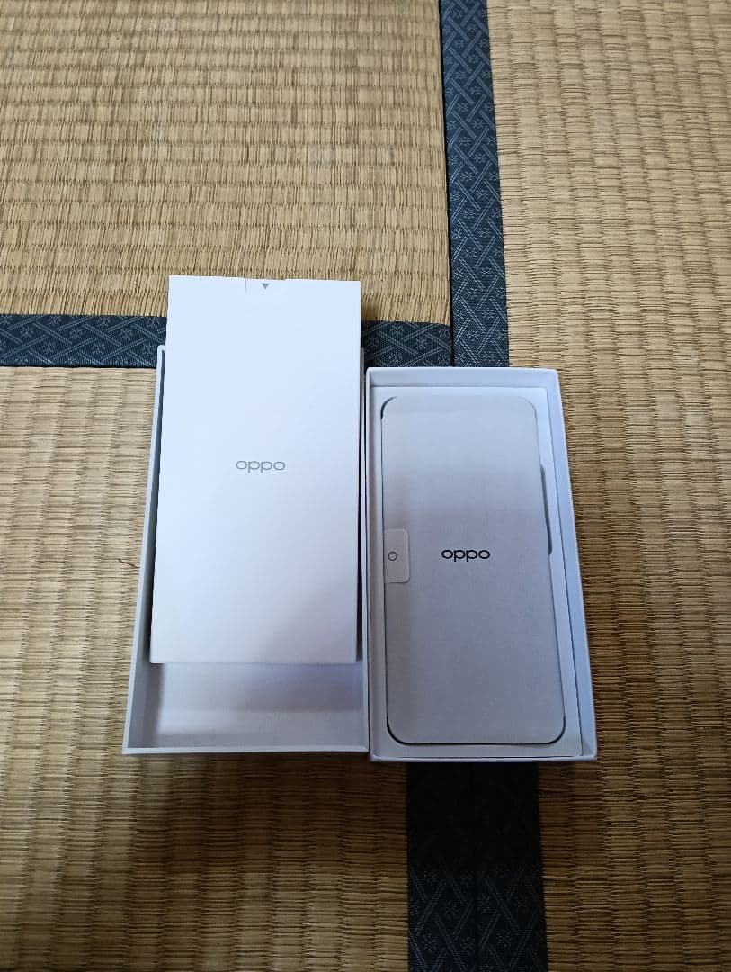 新品未使用品　OPPO Reno13A アイスブルー　au版　SIMフリー