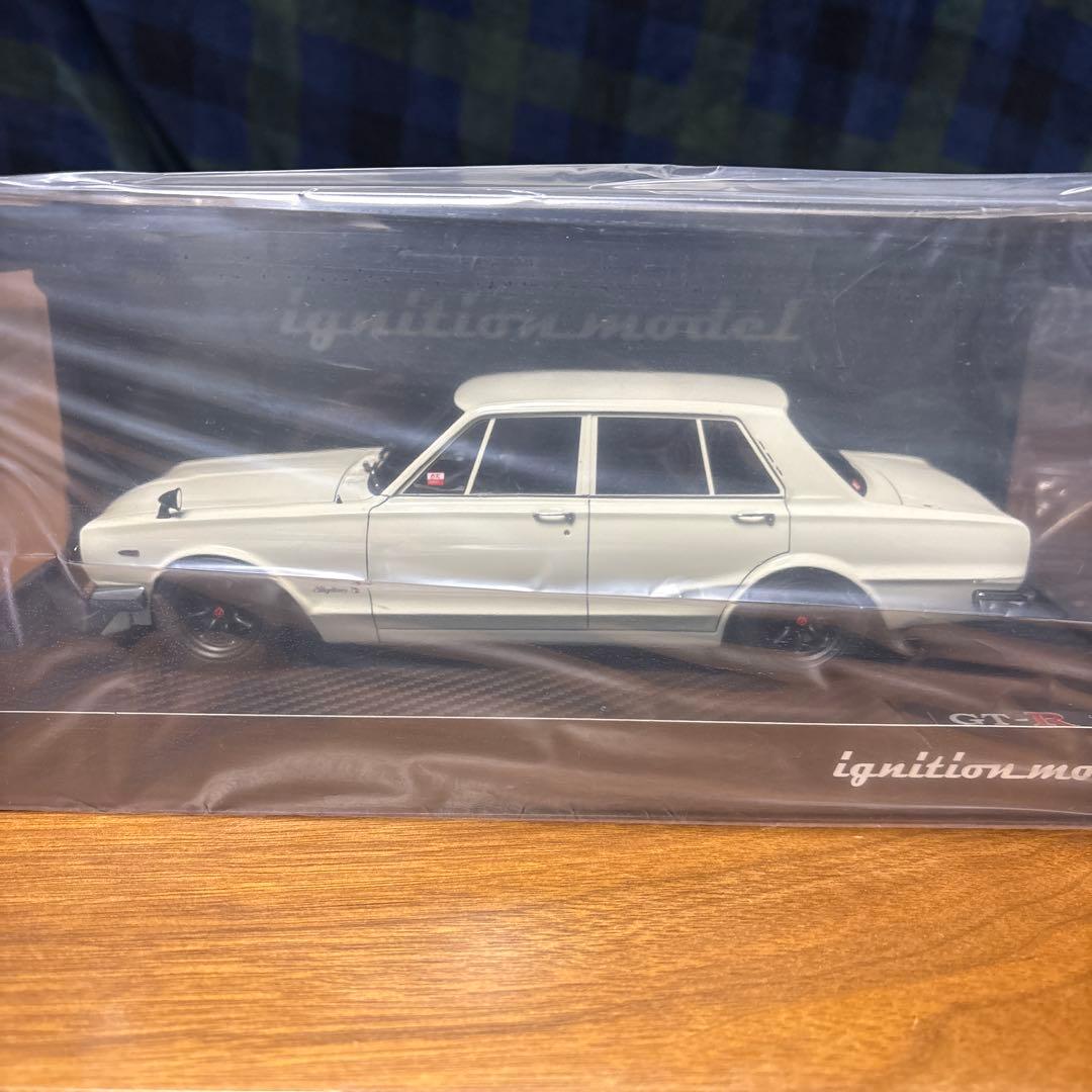 1/18イグニションモデル　スカイラインIG3513 GT-R (PGC10)