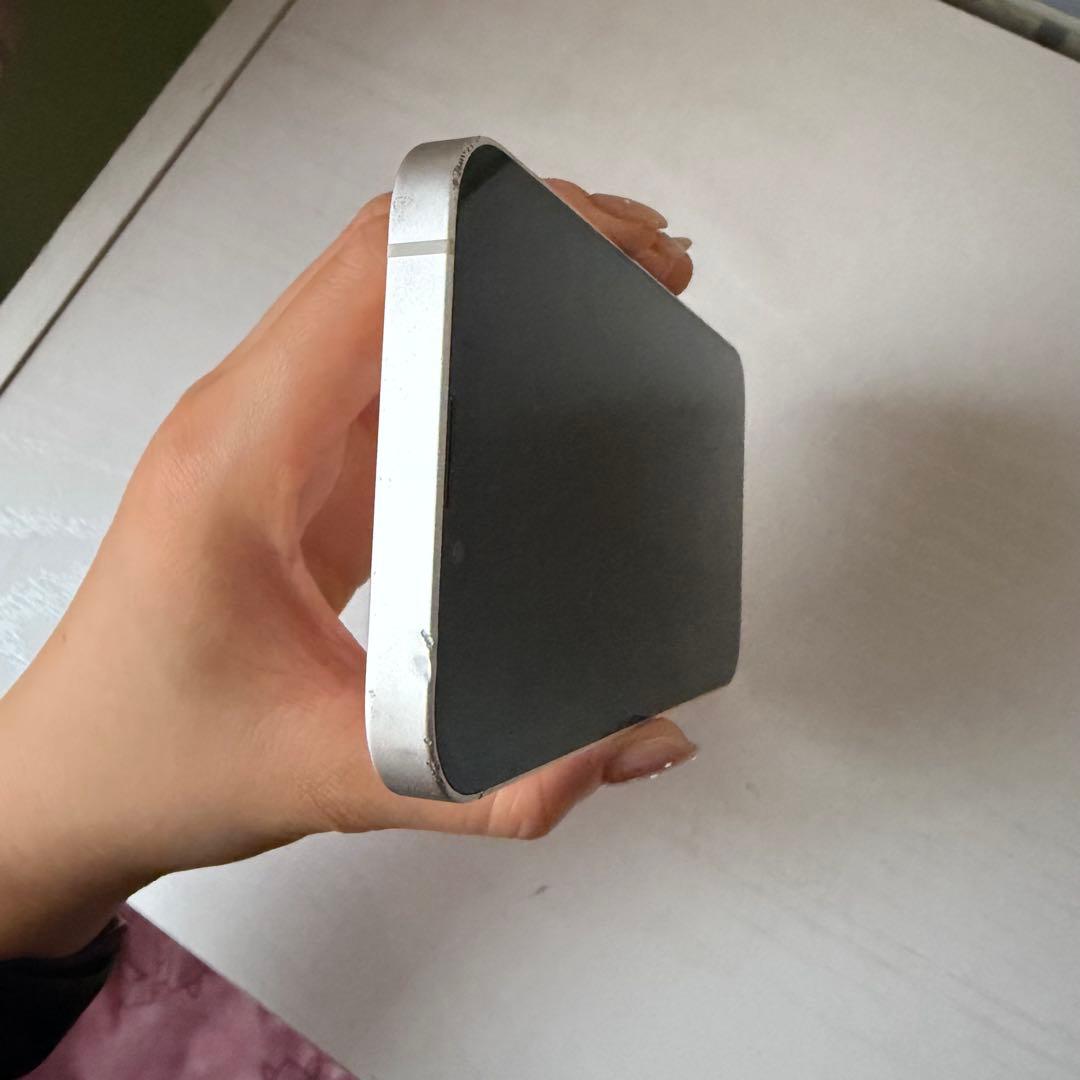 iPhone13 スターライト（ホワイト） 128gb 本体 箱あり