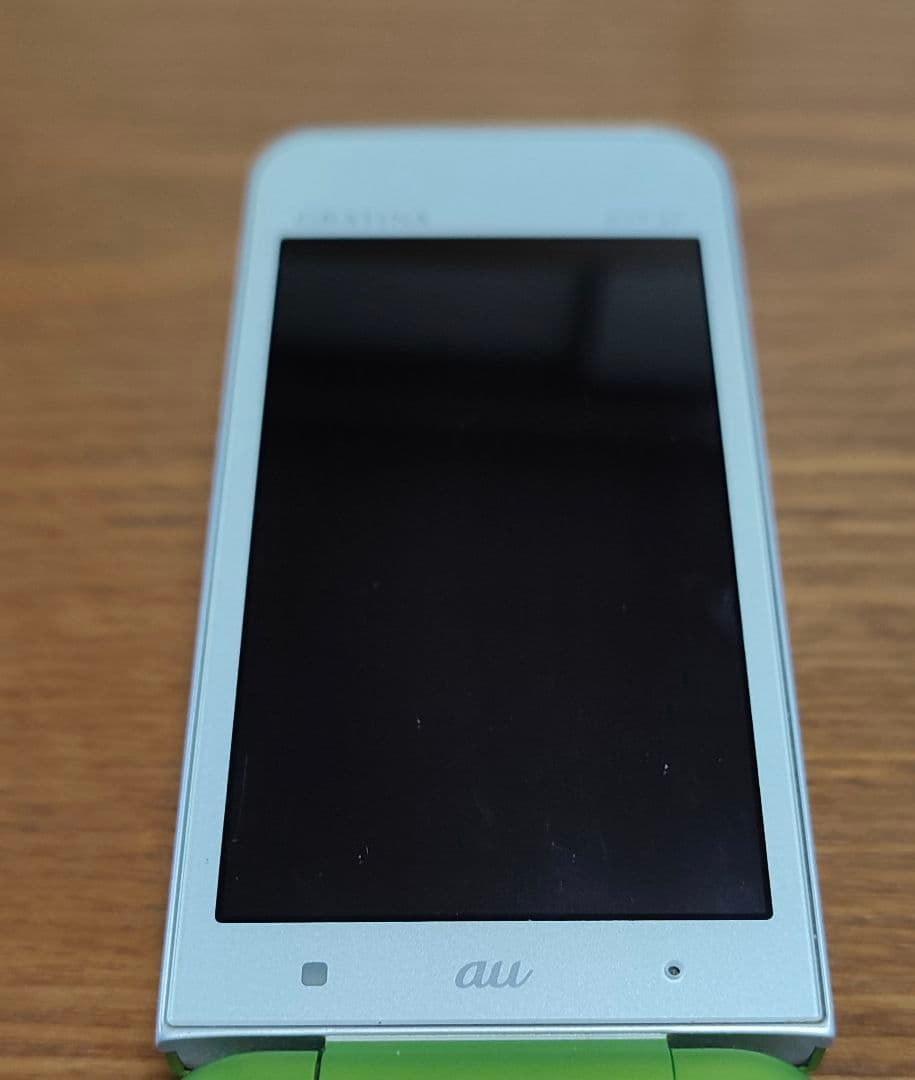 KYF37 グリーン 折り畳み式 ガラホ バッテリーも元気です！オマケ付