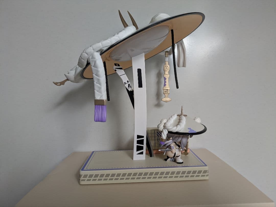 勝利の女神：NIKKE 紅蓮 テーブルランプ型デフォルメフィギュア