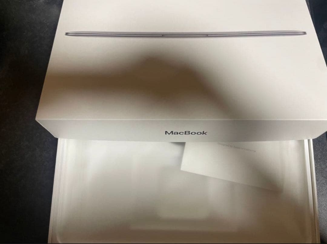 緊急値下げ早い者勝ち！AppleMacBookRetina12inch2017