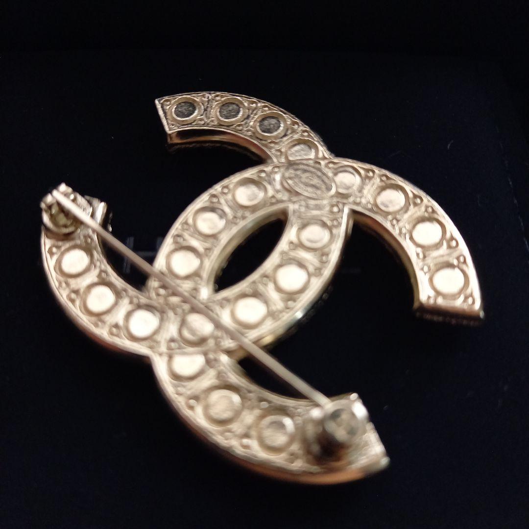 CHANEL シャネル　パール　ブローチ　ココマーク　CC