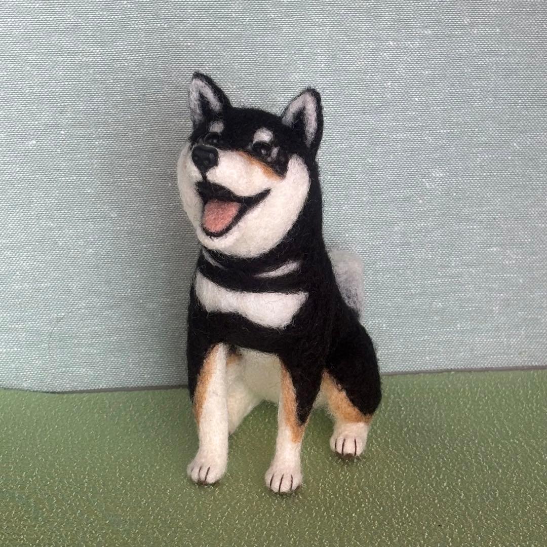 柴犬　黒柴　羊毛フェルト　ハンドメイド　No.104