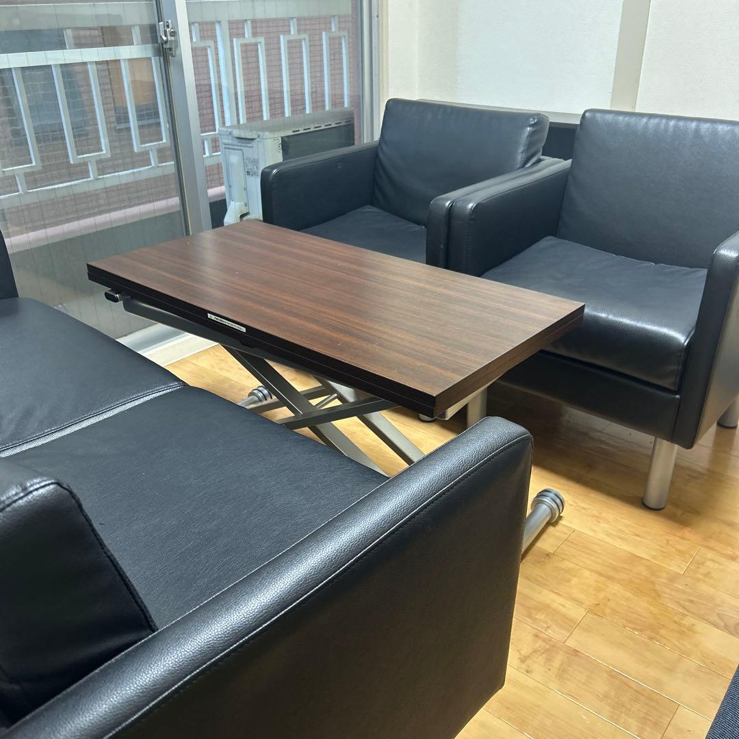 応接セット　2人がけソファ　1人がけソファ　応接テーブル　リビング　ダイニング