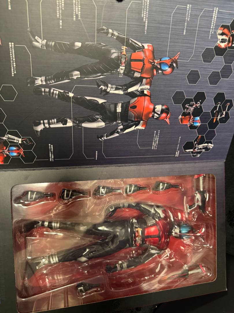 メディコムトイ プロジェクトBM! 仮面ライダーカブト　要コメント