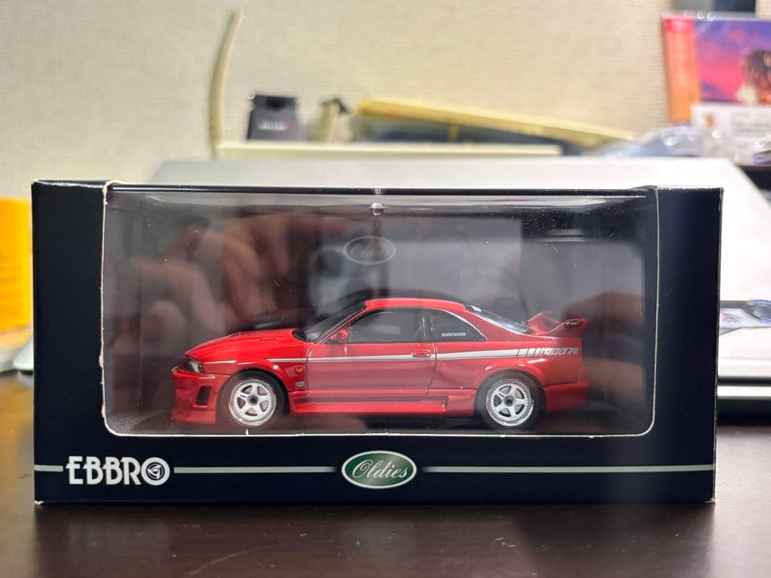 エブロ1/43 日産スカイラインGT-R(R33)ニスモ400R レッド