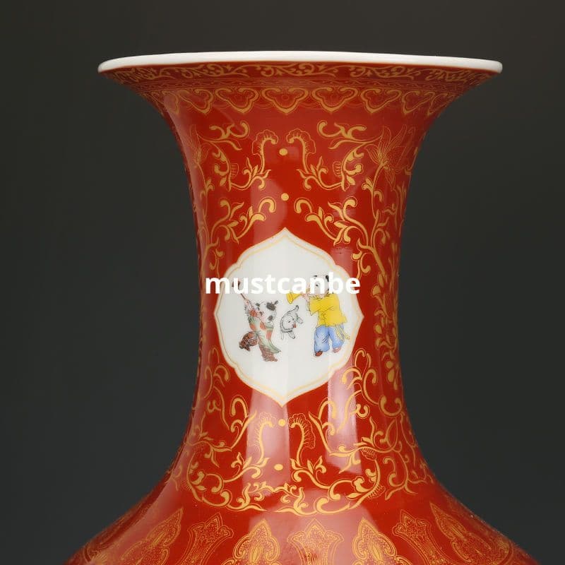 清雍正黄地琺瑯彩開窓花卉賞瓶 景徳鎮 陶磁器 装飾品 現代工芸品 美術品 置物