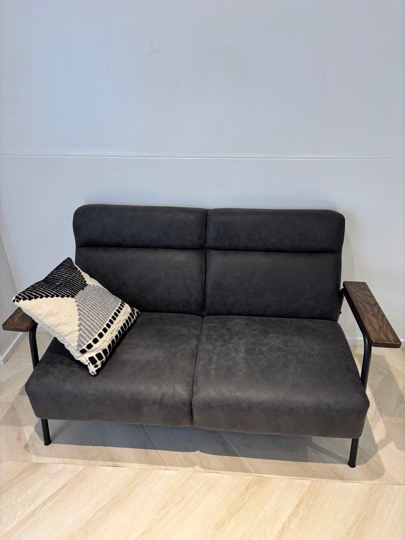 ダークグレー 合成皮革 ソファ