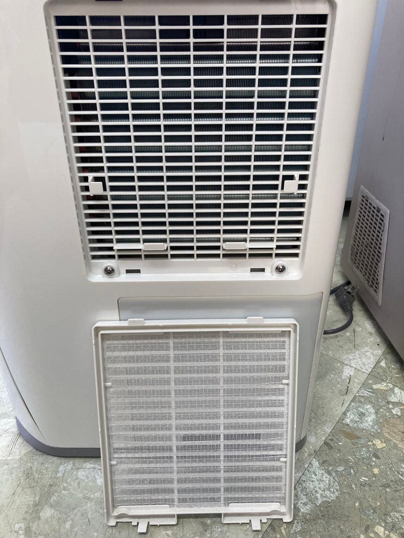 CORONA 除湿機 CD-S6322 衣類乾燥除湿機　中古