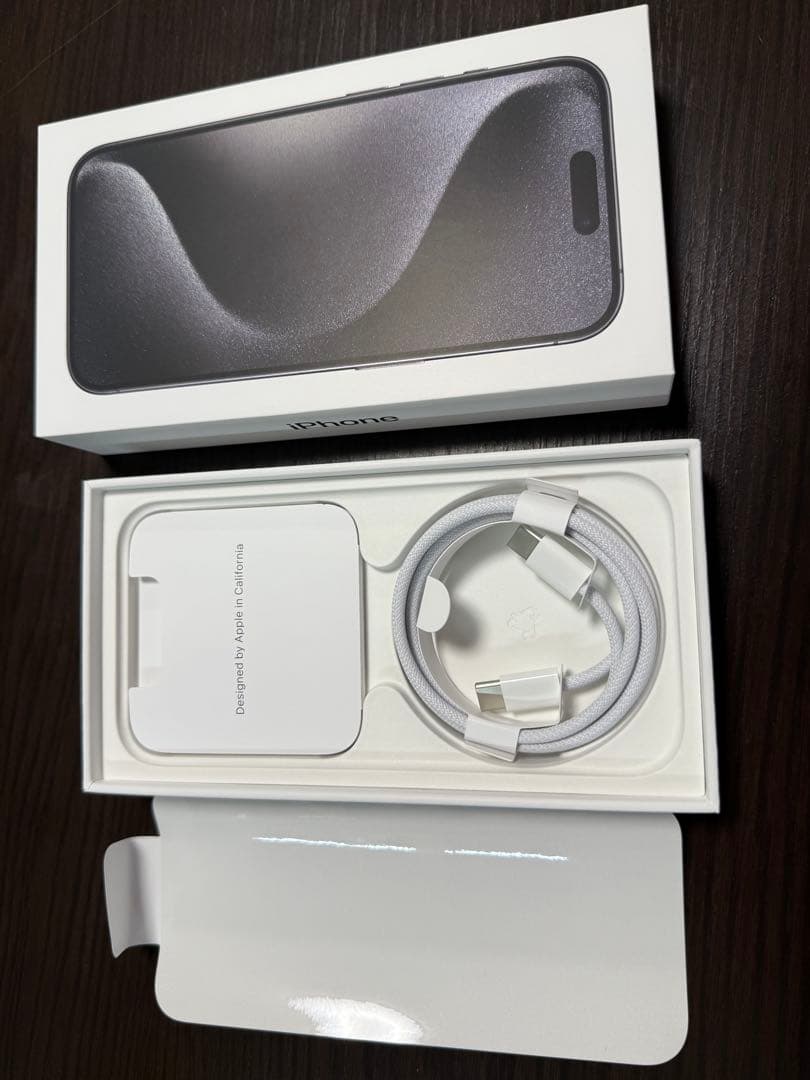 iPhone 15 pro 128GB SIM フリー ブラックチタニウム