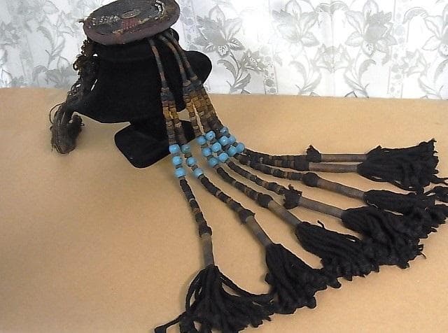 ★P1201★ エスニック　古い頭飾り　民族装飾　装身具　 ガラスビーズ