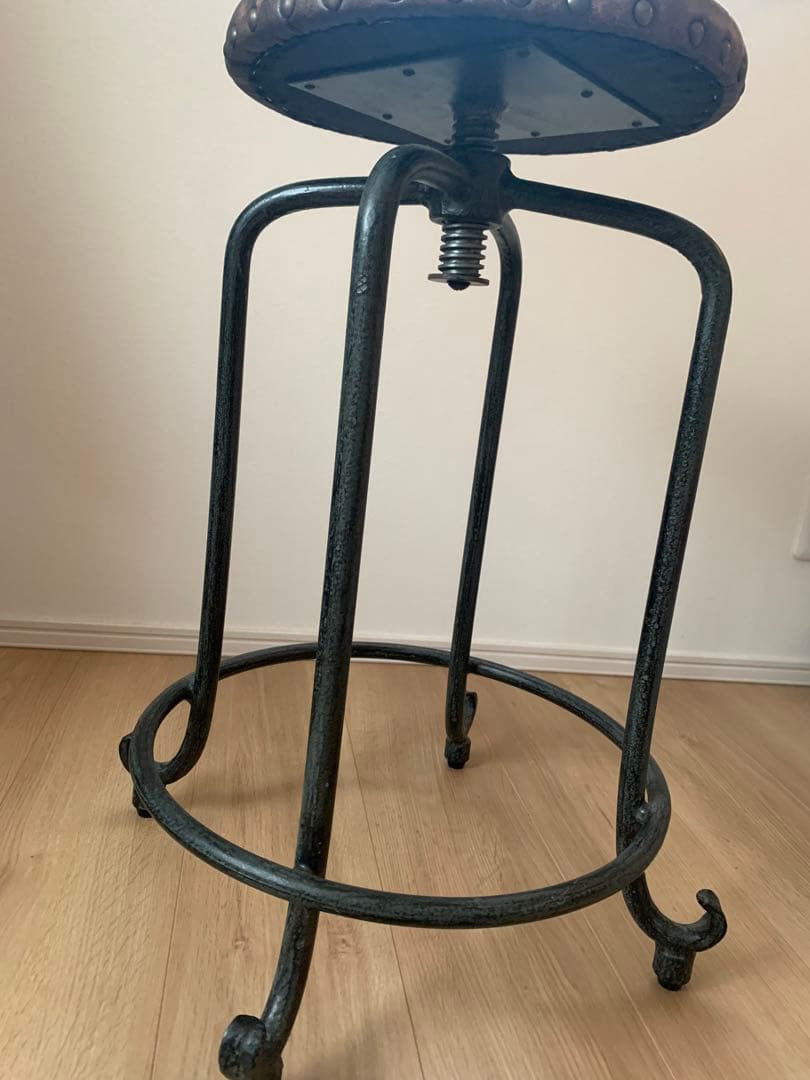 アンティーク調　スツール