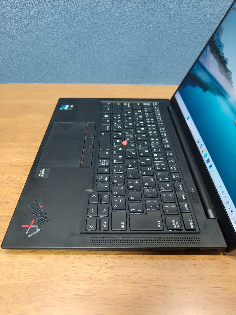 2022年式 Thinkpad X1 carbon gen10 i5/16GB