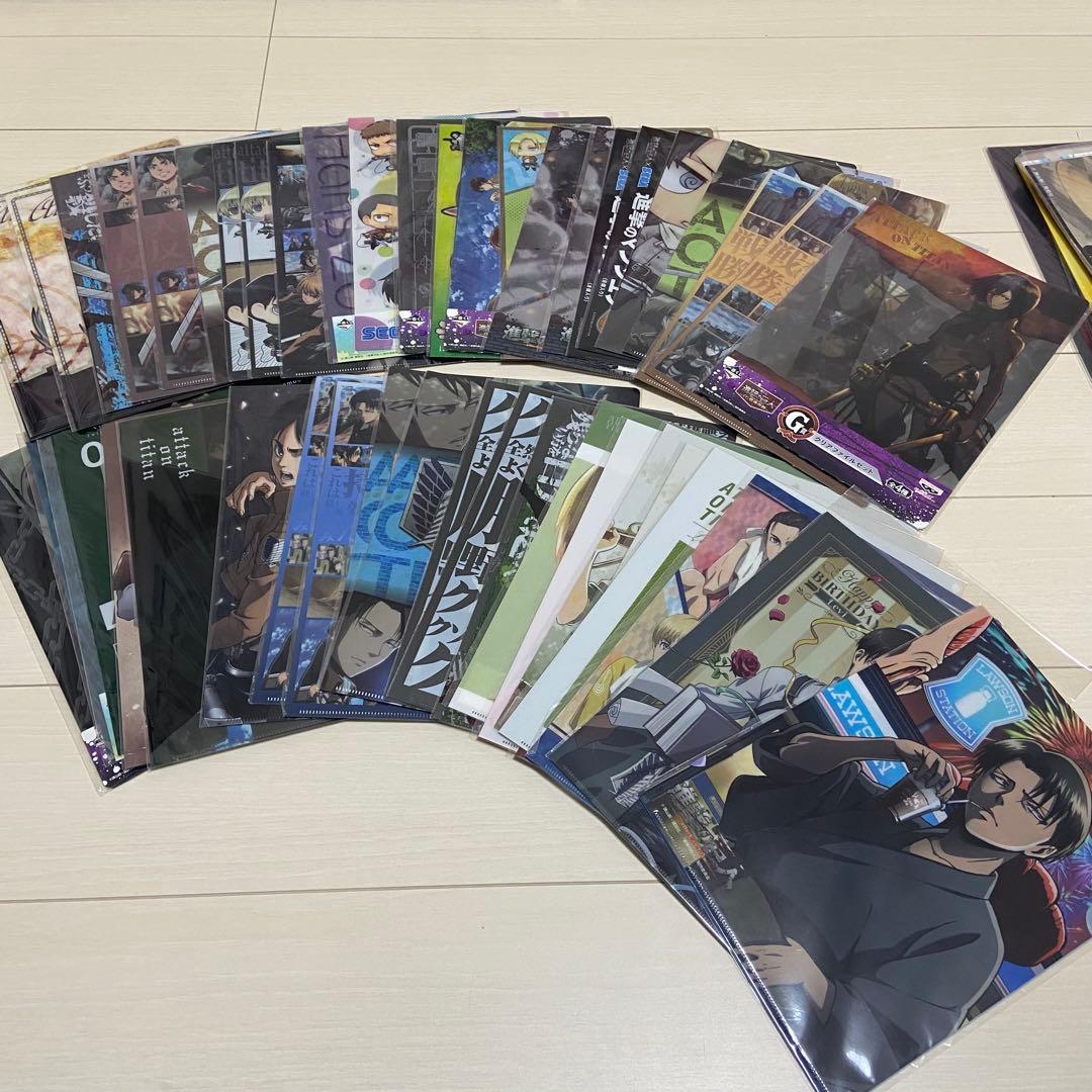 進撃の巨人 クリアファイル48枚セット