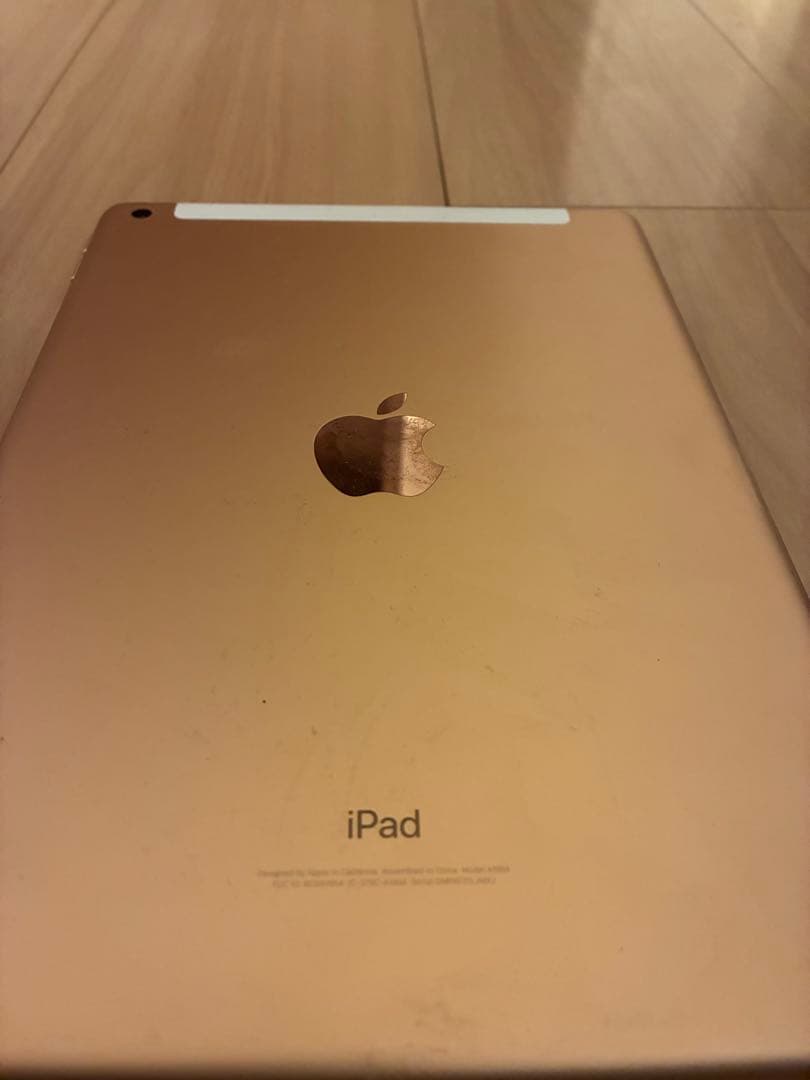 ゴールド iPad 6世代