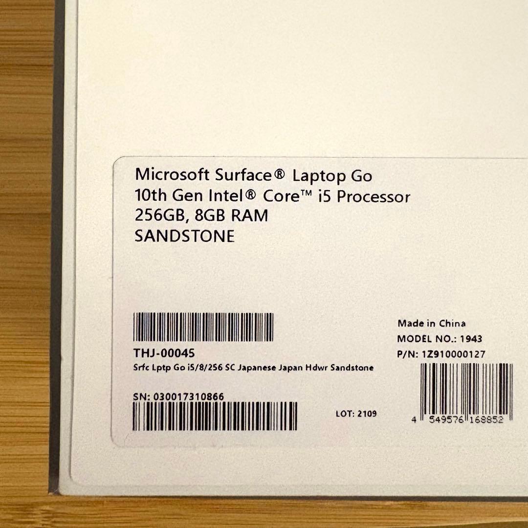 Microsoft Surface Laptop Go サンドストーン
