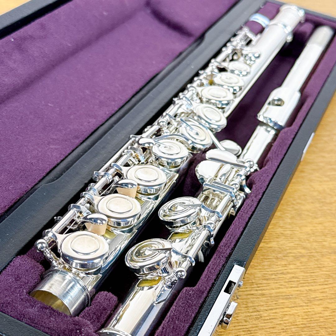 極美品 最新 現行モデル ヤマハ フルート YFL-212 YAMAHA