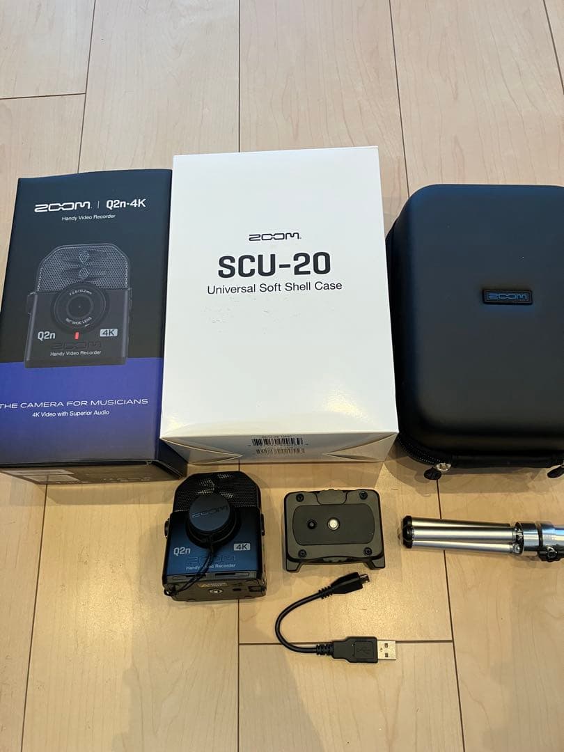 Zoom Q2n-4K ビデオカメラ 保証書付　付属品付