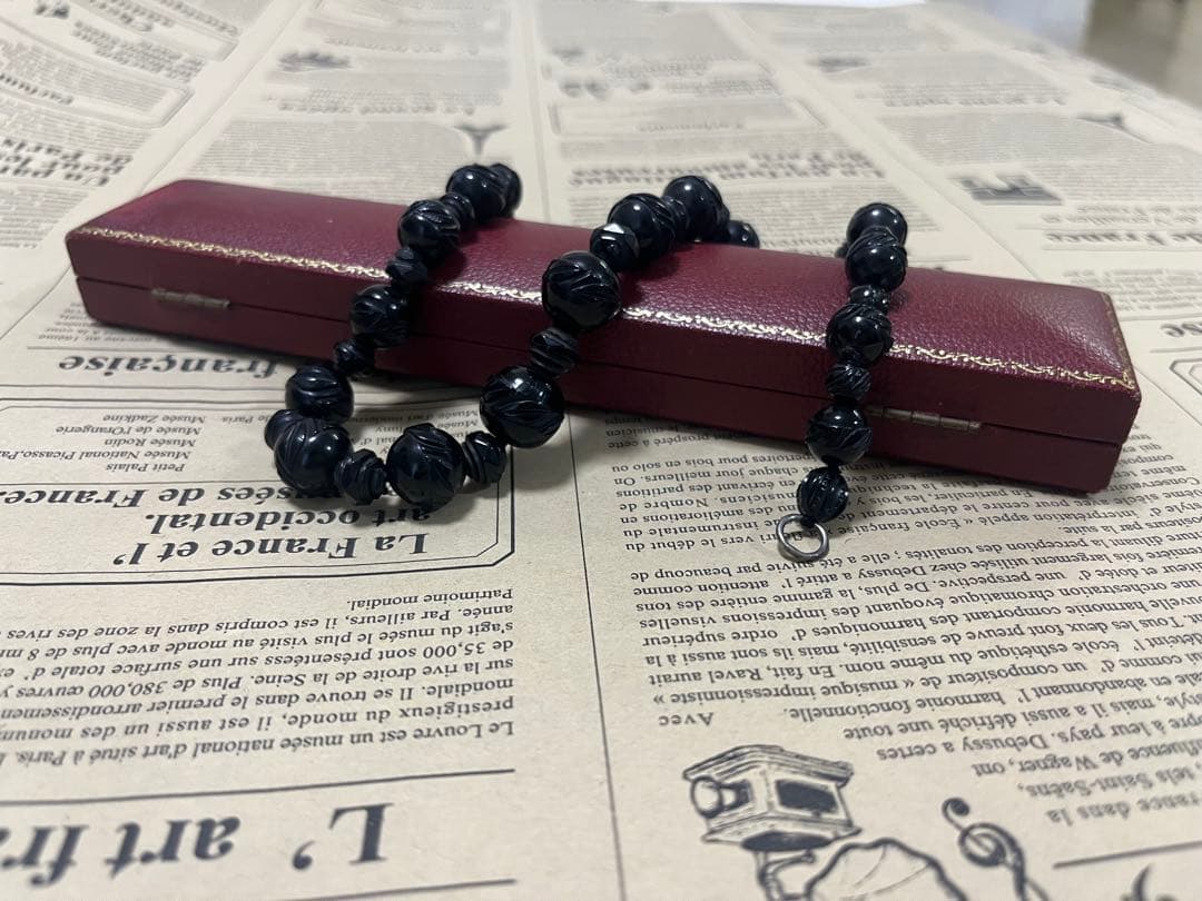 ウィットビージェットブローチとネックレス２点おまとめ