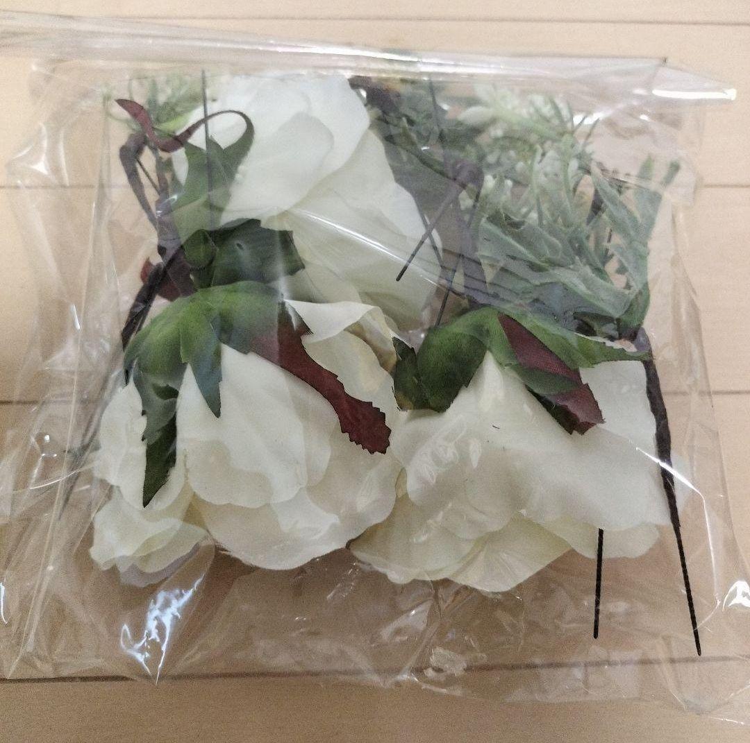 ウェディングブーケ ホワイト 造花 アレンジメント ブートニア 髪飾 スタンド付