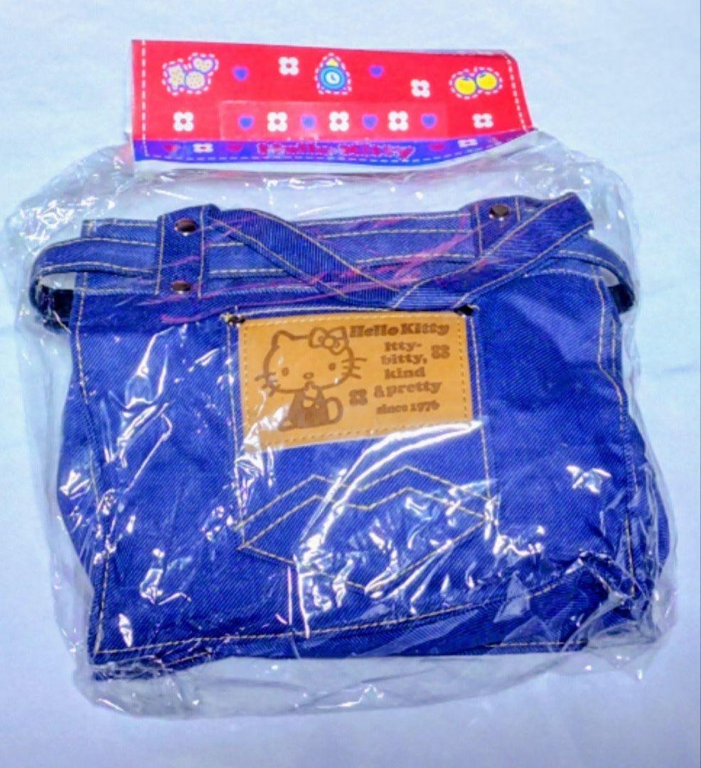 サンリオハローペンシルキティちゃん　他グッズ。