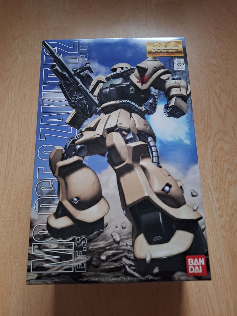 ２０年以上前のMG 1/100 MS-06F-2 ザクII F2型(連邦軍仕様)