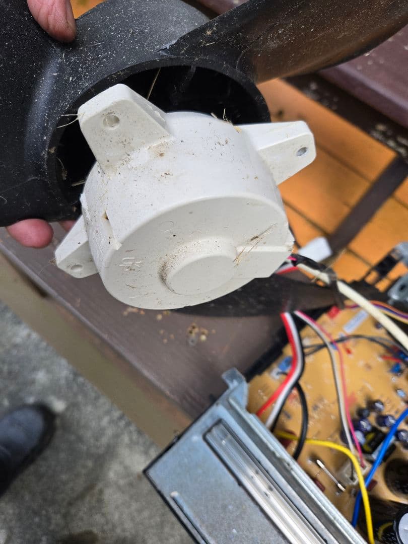 三菱エアコンエアコン 電子基板 冷却フィン付き