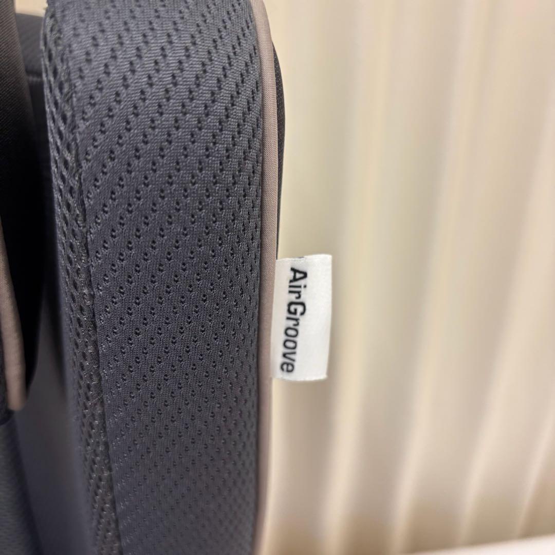 クリーニング済　☆美品☆　1〜11才まで　アップリカ　エアグルーヴ　人気のグレー