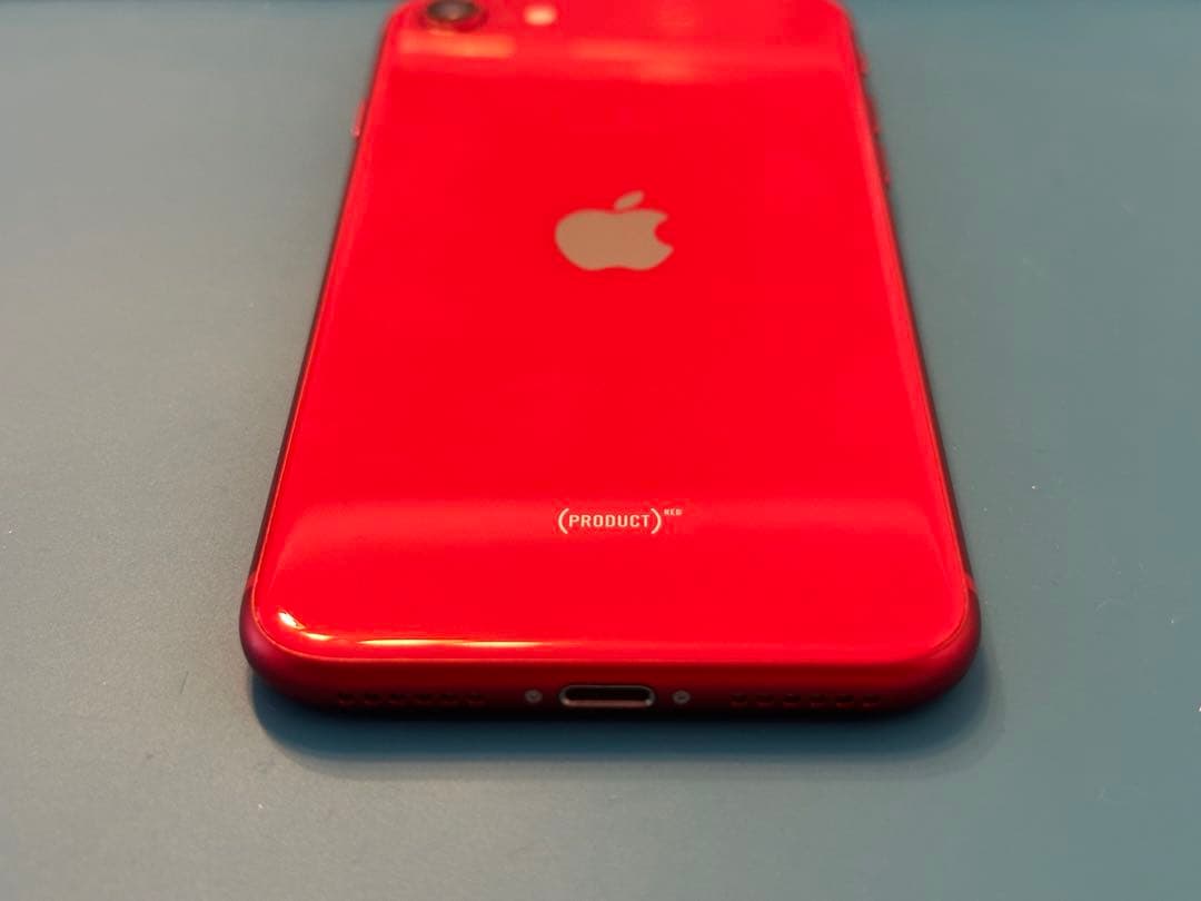 【極美品】iPhoneSE3 128GB SIMフリー バッテリー新品