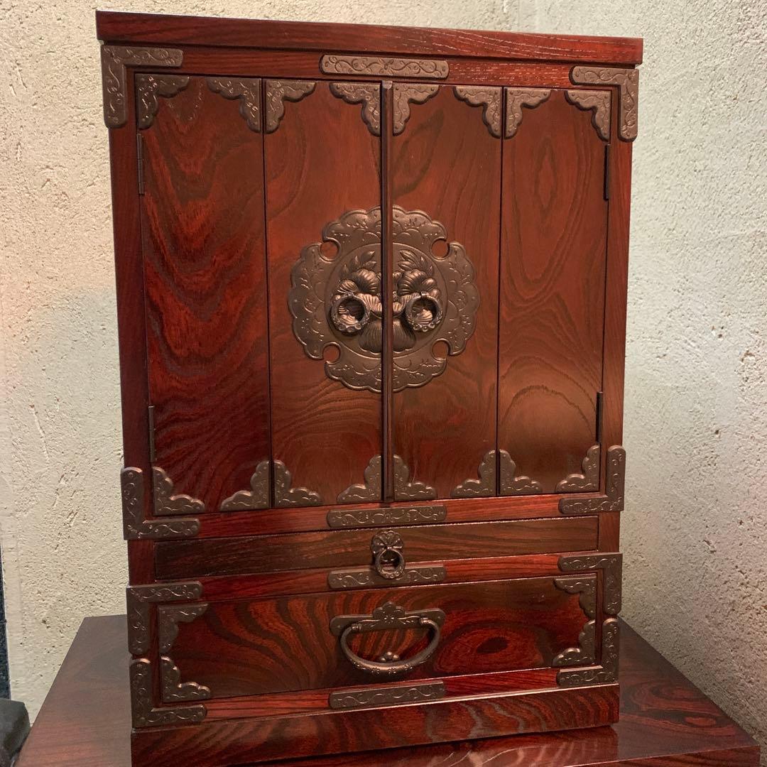 岩谷堂箪笥 岩手県 仏壇 ダークウッド 2扉 1台座 1引き出し 箪笥 重厚感