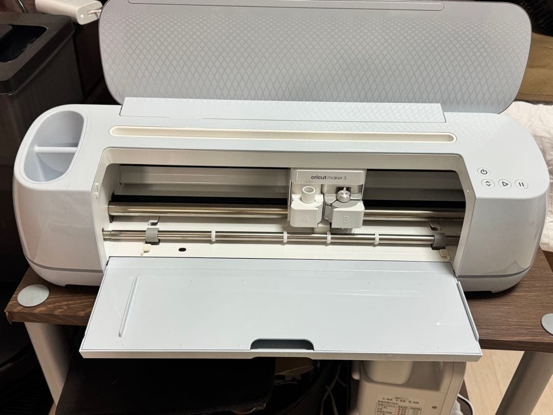 Cricut Maker 3 カッティングマシン