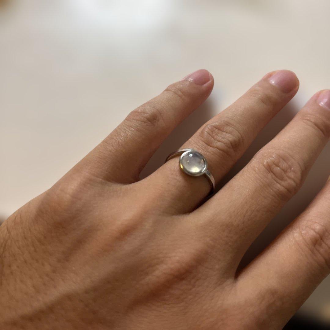 ムーンストーンの指輪！綺麗！フリーサイズ！