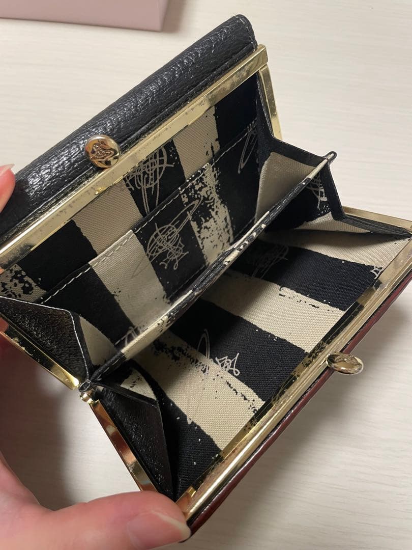 Vivienne Westwood ブラック三つ折り財布