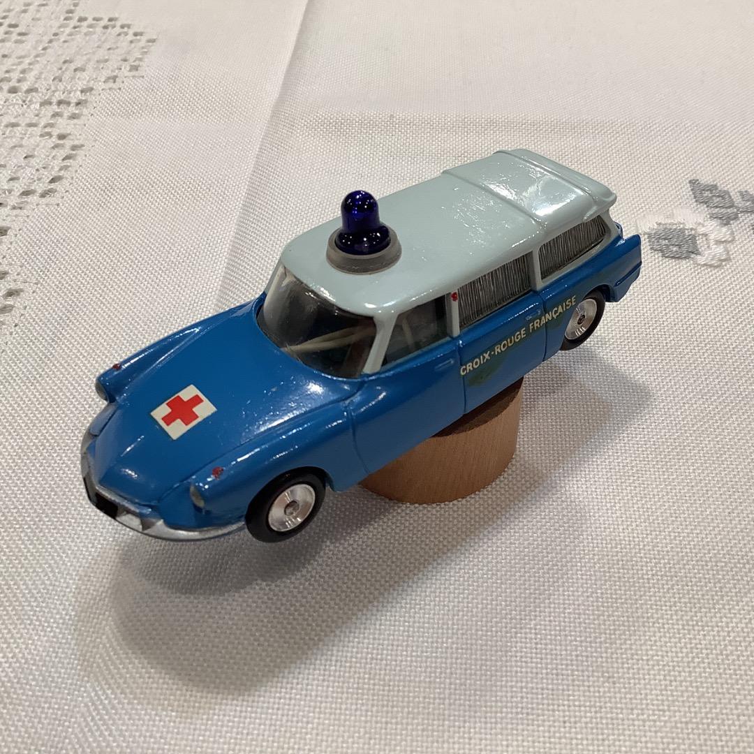 激レア　CIJ シトロエン　ID 19 Break Ambulanceミニカー