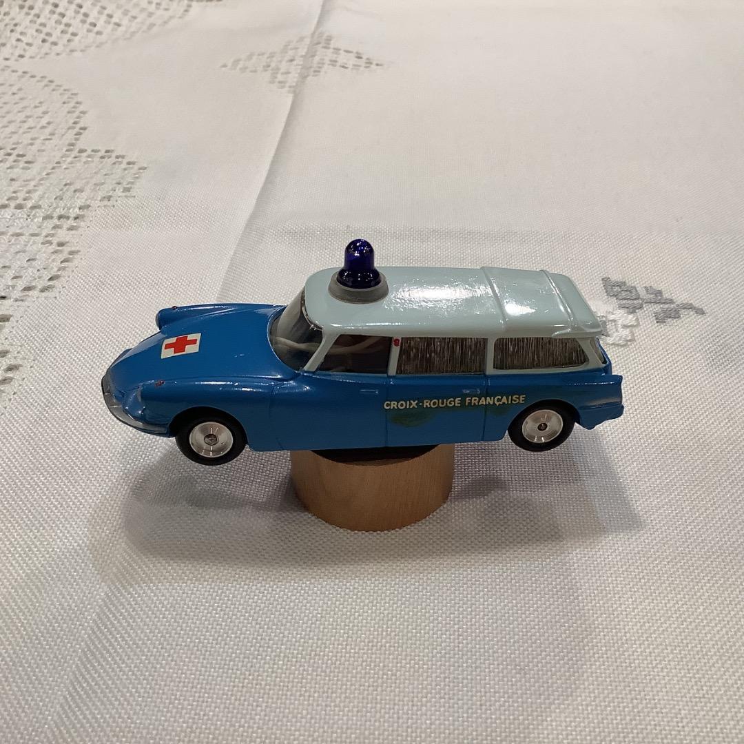 激レア　CIJ シトロエン　ID 19 Break Ambulanceミニカー