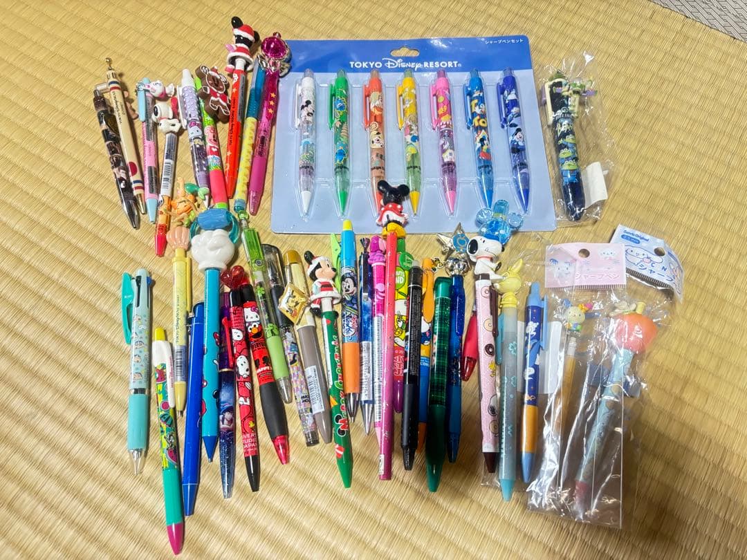 【ボールペン、シャーペン】まとめ売り　大量！キャラクターもの　ディズニー　USJ