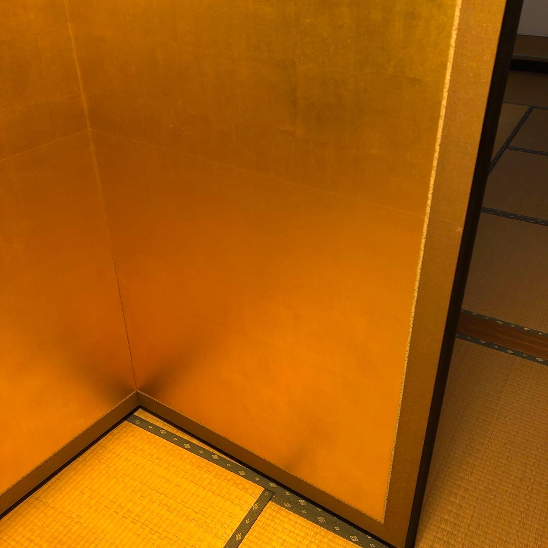 特大　金屏風