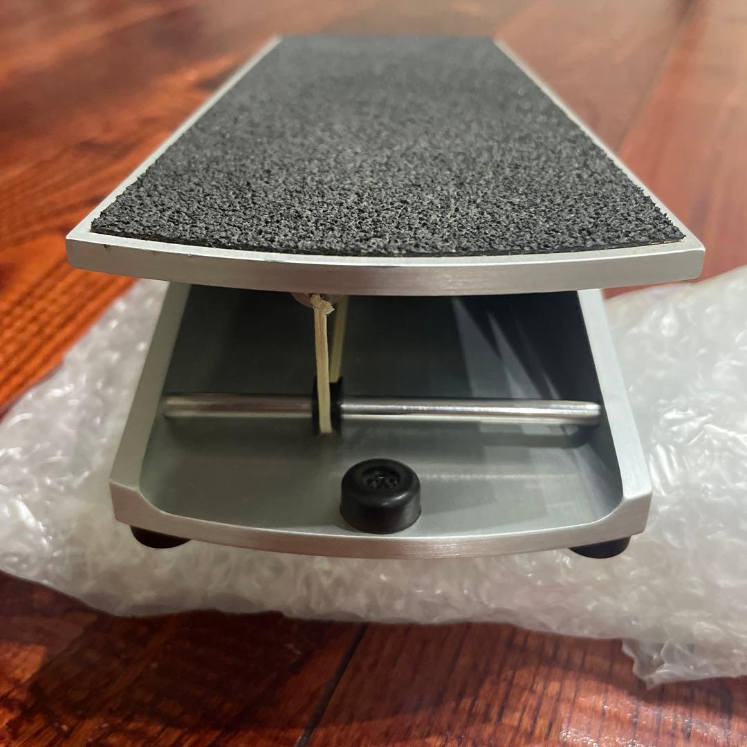 ボリュームペダル　ERNIE BALL