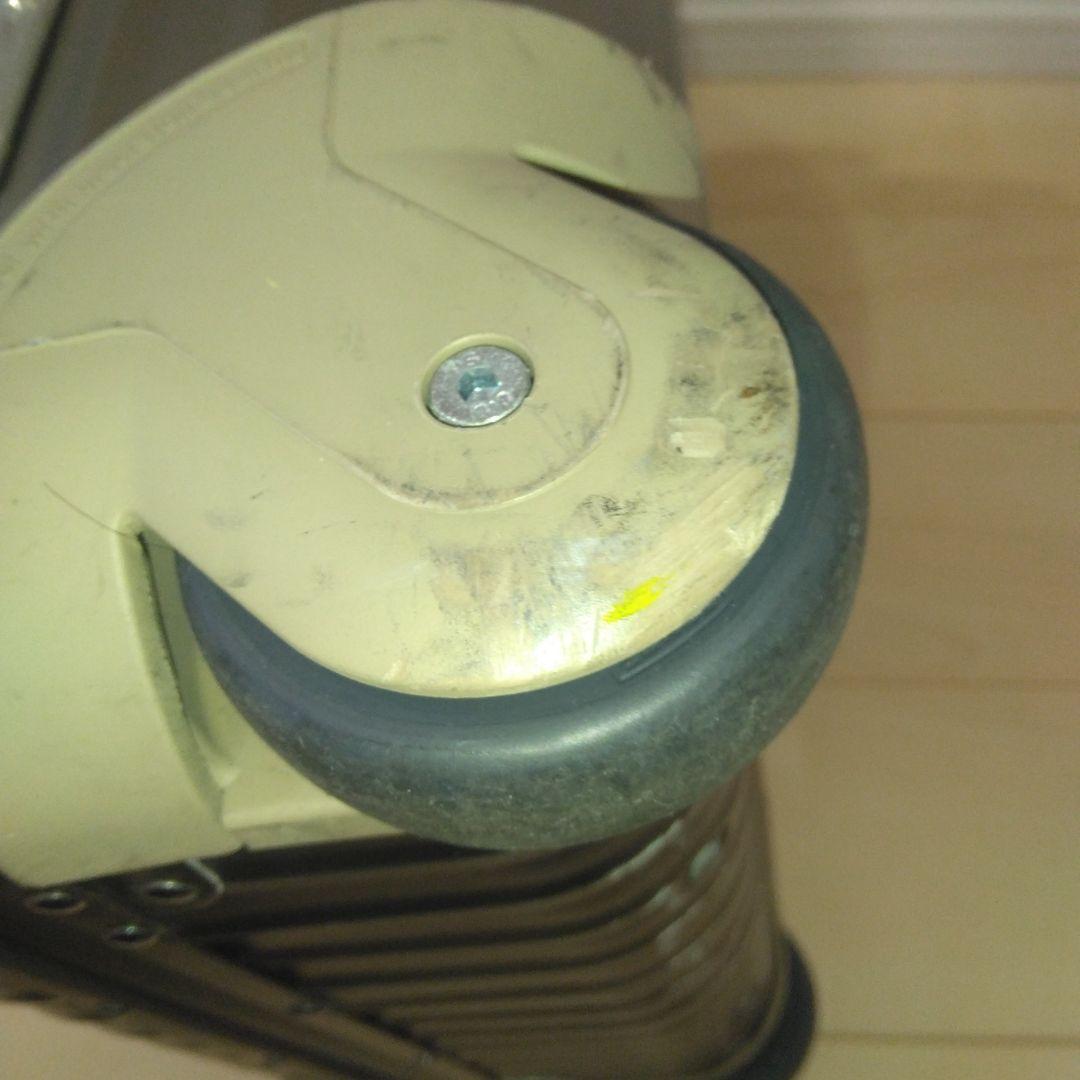 【良品・廃盤】RIMOWA リモワTOPAS トパーズ　チタニウム　32L 2輪