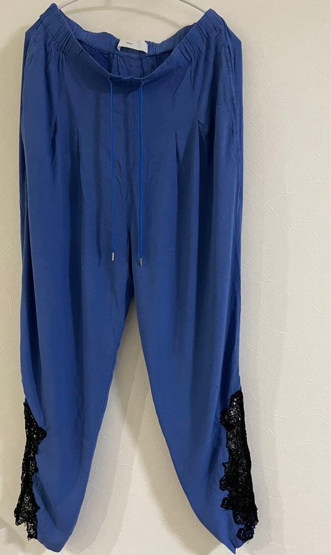 TOGA PULLA ジョーゼット裾レースパンツ