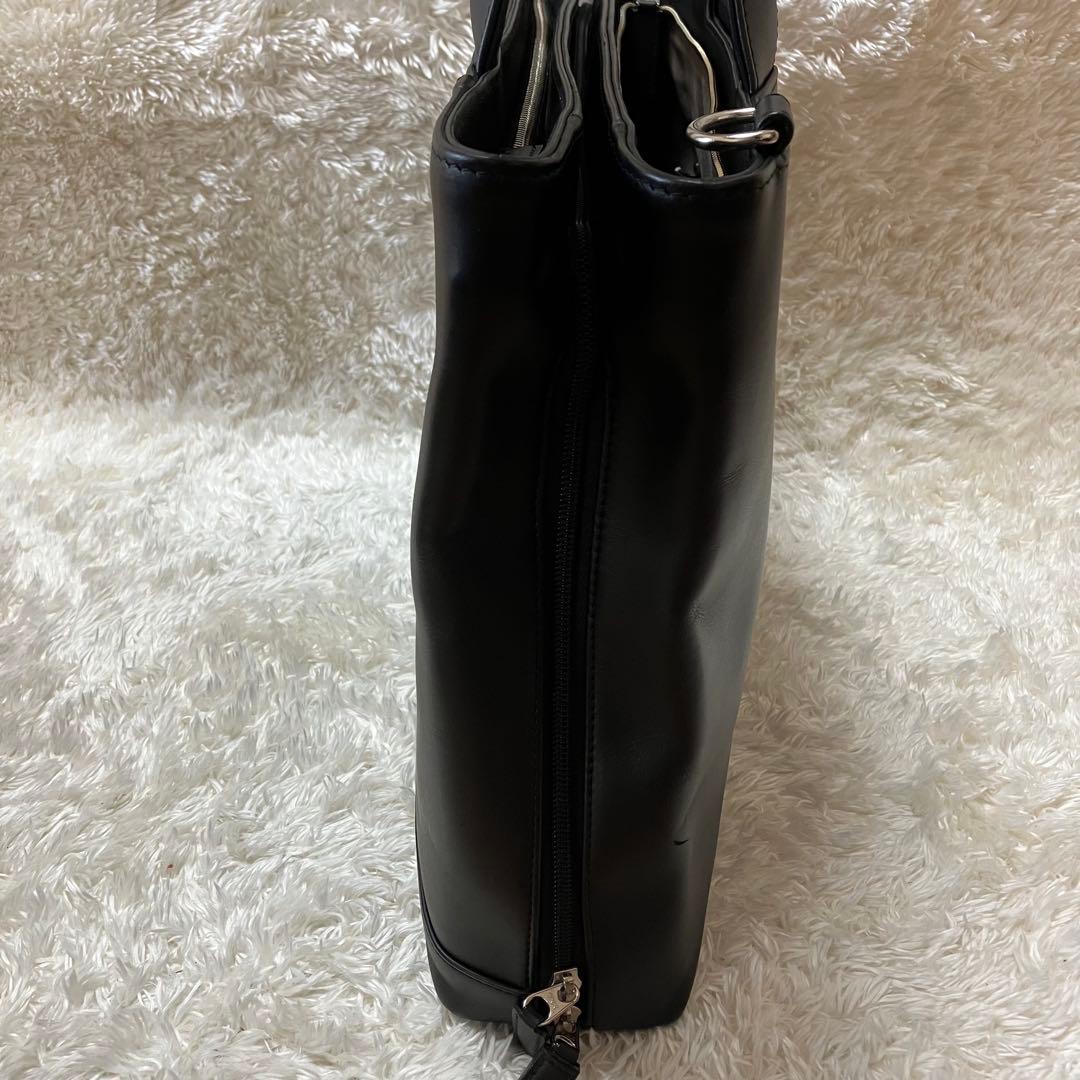 【美品】TRION ブリーフケース 2way ビジネスバッグ　キャリーオン3室