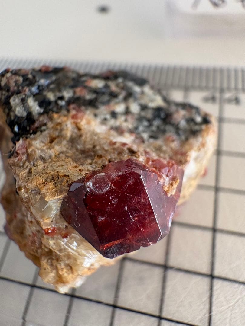 ジルコン　パキスタン産