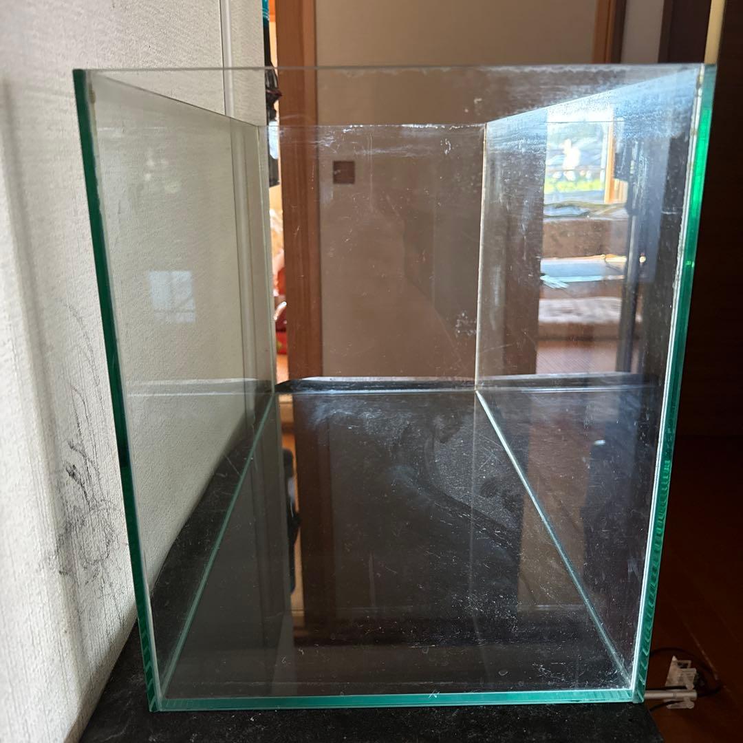 アクアリウム引退セット ガラス水槽と外部フィルターとライト