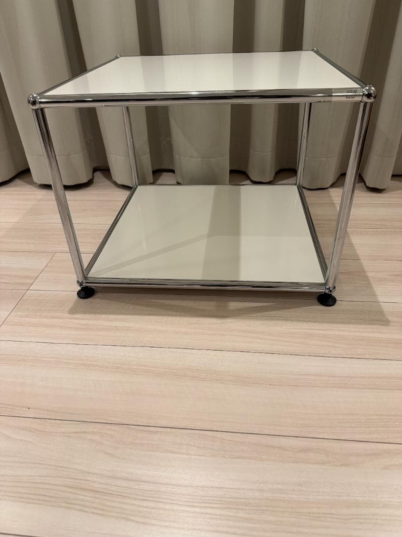 USM ハラー サイドテーブル　ローテーブル ホワイト