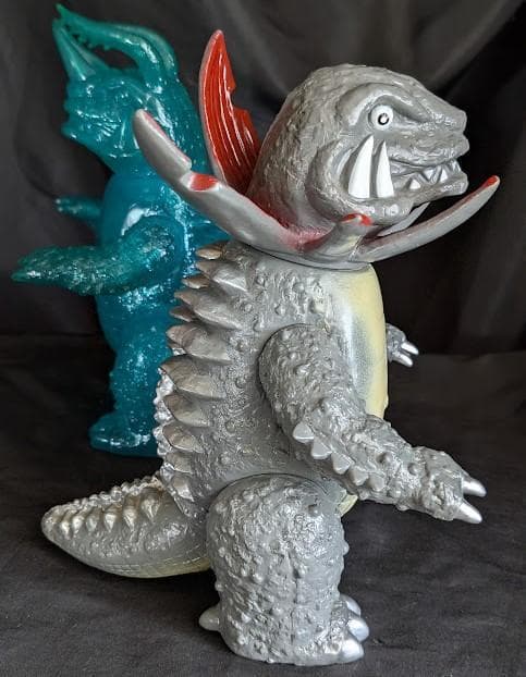 ガボラ＆クリア成型ネロンガ（マーミット）ソフビフィギュア２体セット