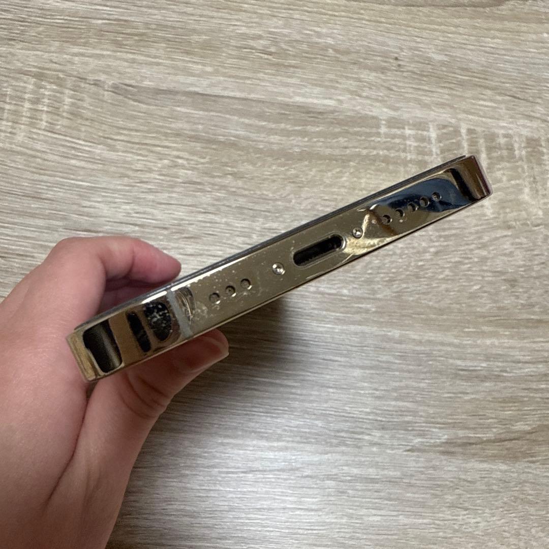 【超美品】iPhone 12 Pro 本体