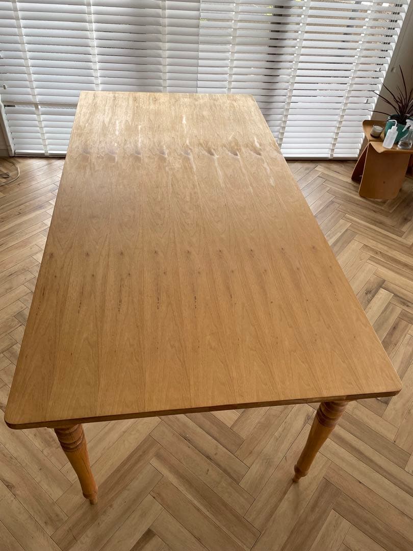 【R様御検討中】 クルミ無垢材　ダイニングテーブル　北欧　ろくろ足　ターンレッグ