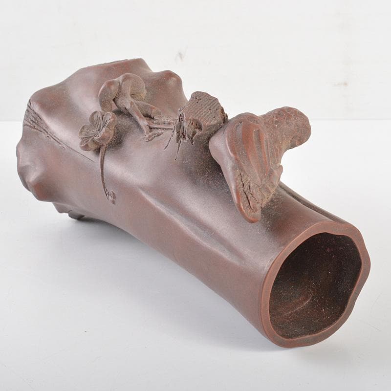 中国　紫砂　朱泥　梅に鳥彫　花瓶　在銘　V　R6449